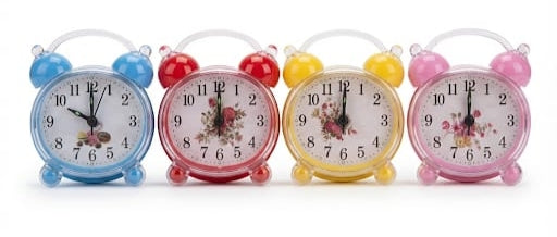 Ceas de Masă cu Alarmă,  Ceas de Birou și Noptieră 200 pcs pe bax.Comanda minima 6 buc